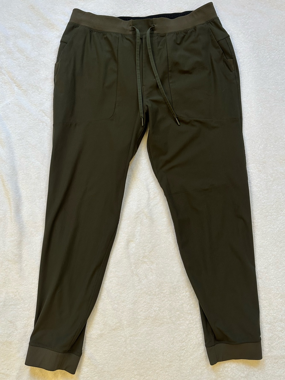 lululemon athletica Men's Dark Olive Drawstring Joggers